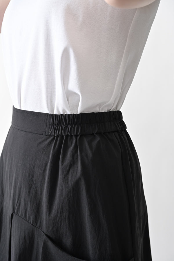 Dart Tuck Skirt