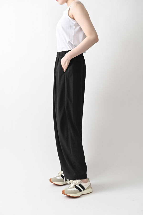 Side Tuck Trousers