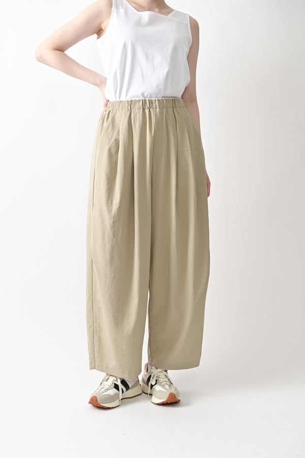 Side Tuck Trousers