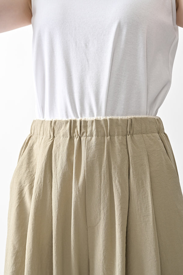 Side Tuck Trousers