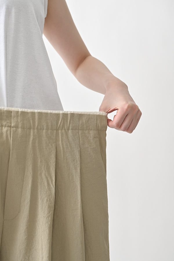 Side Tuck Trousers