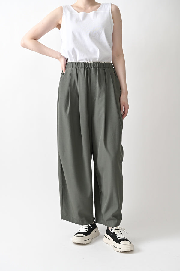 Side Tuck Trousers