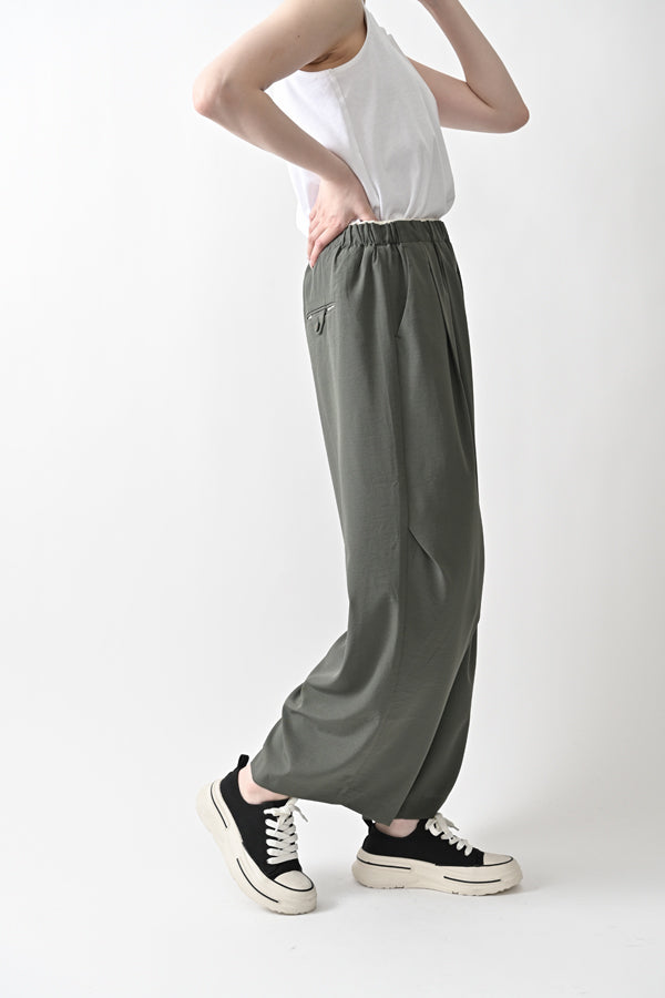Side Tuck Trousers