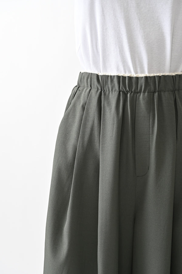 Side Tuck Trousers