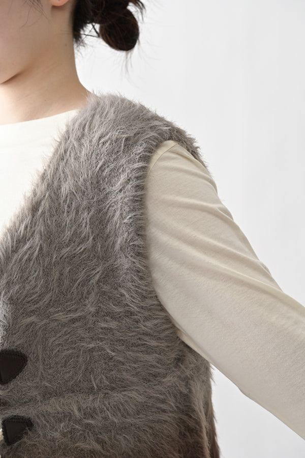 Space-Dyed Feather Flare Vest