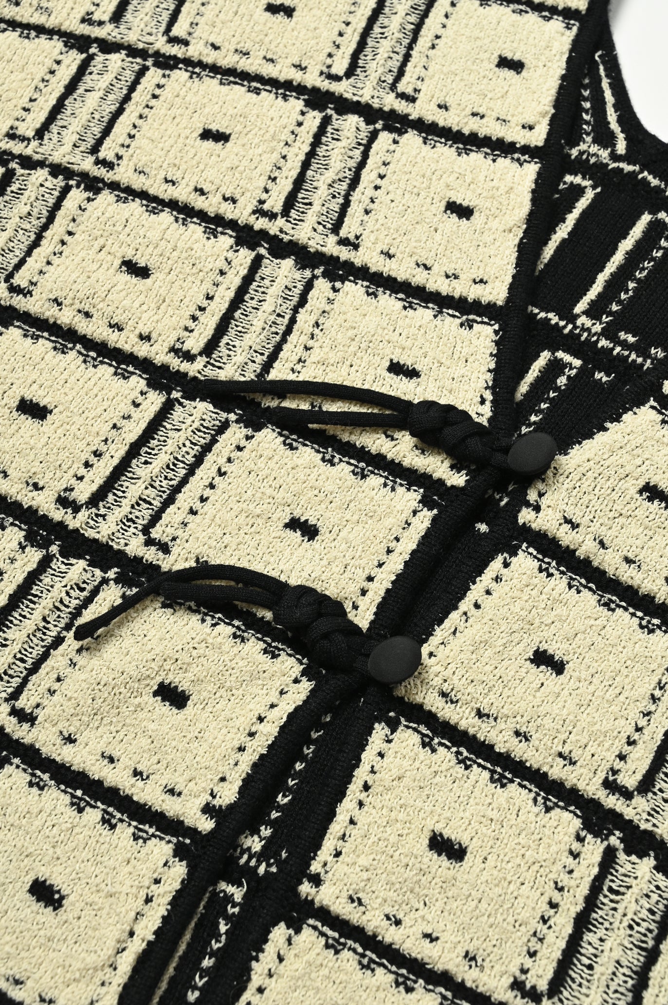 Reversible Geometric Drop Cardigan