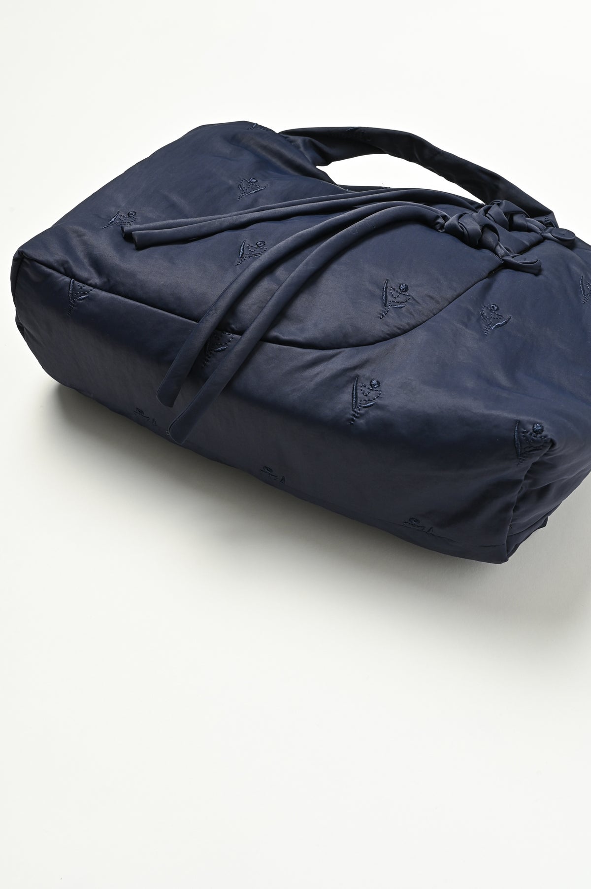 Tube Knot Embroidered Bag