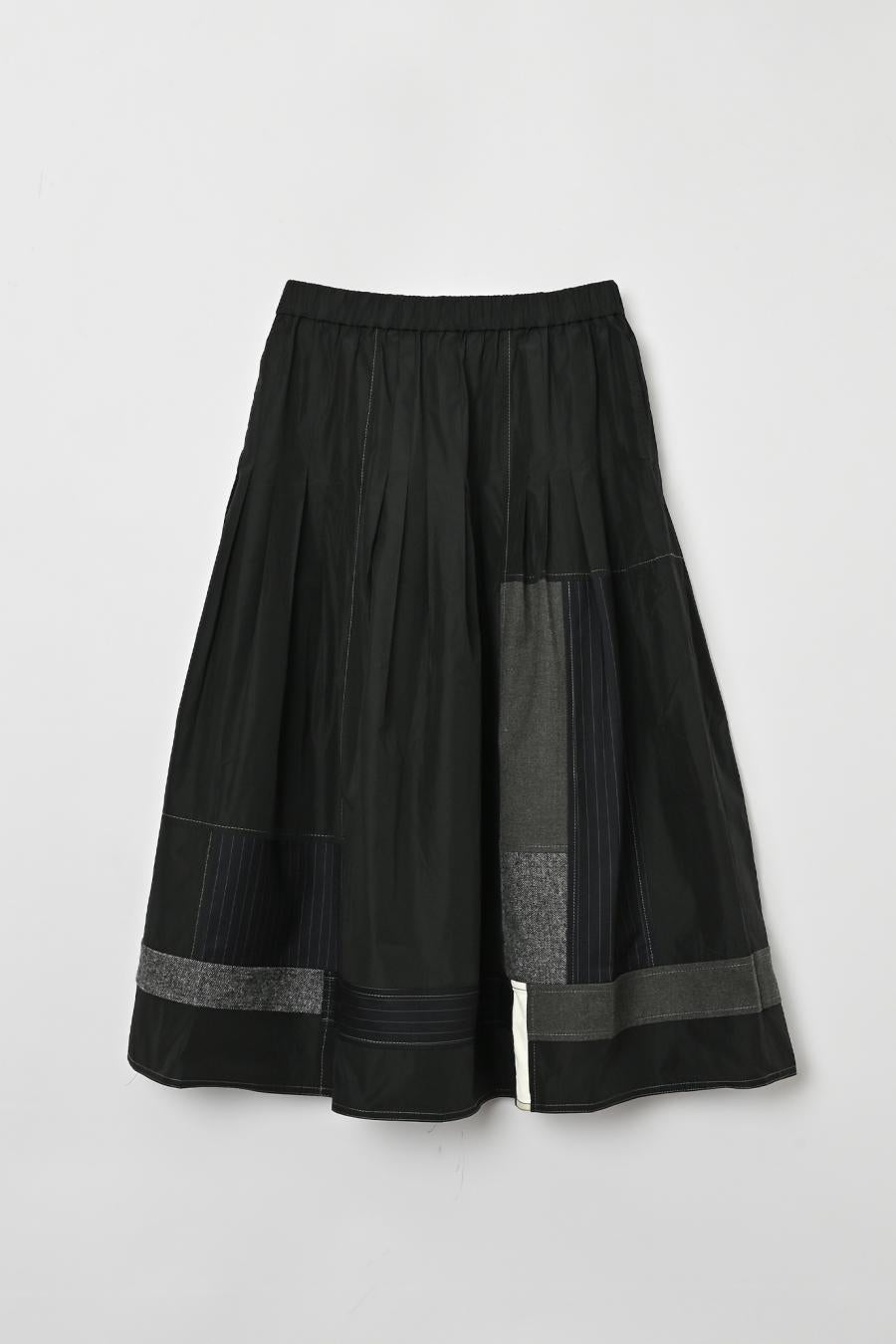 Memory Taffeta Tuck Skirt