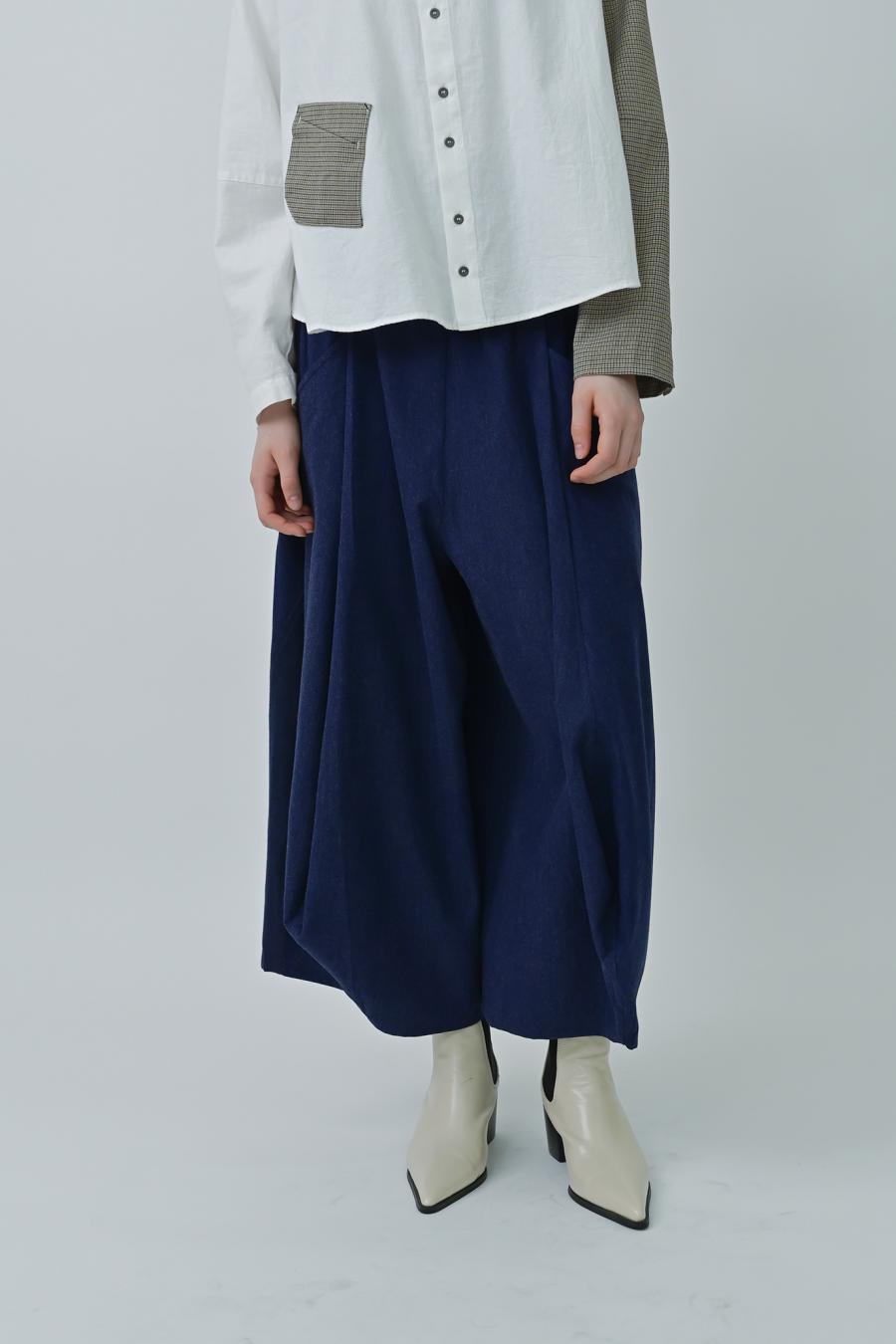 Form Cropped Pants