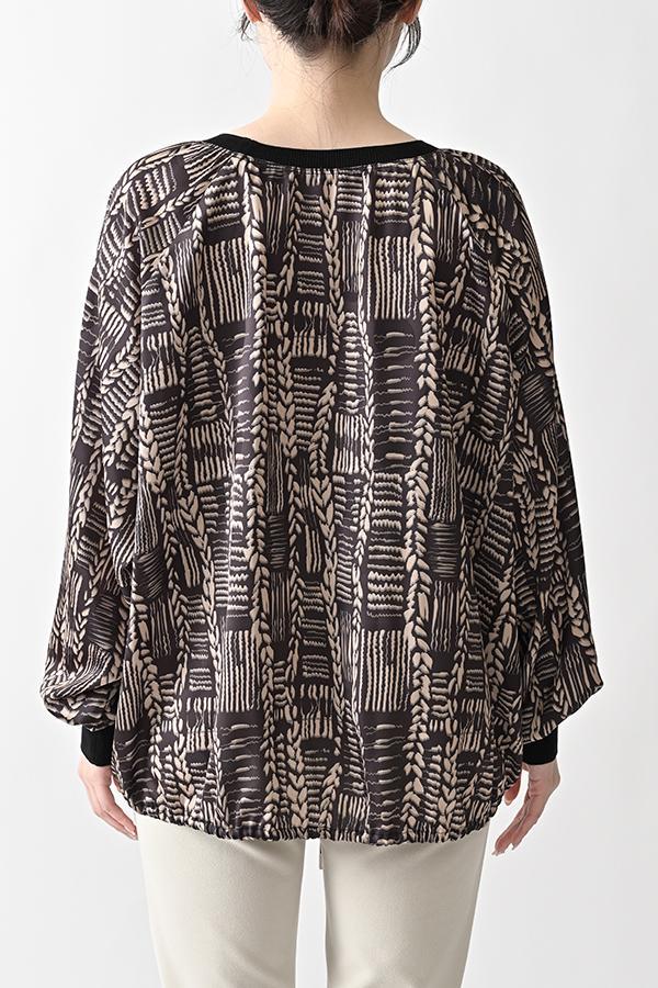 Cable Print Raglan Pullover