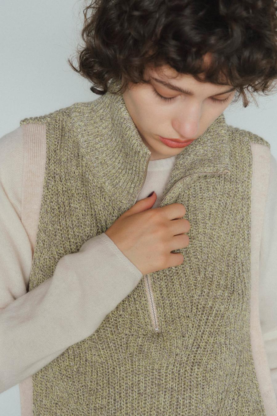 Mixed Yarn Knit Vest