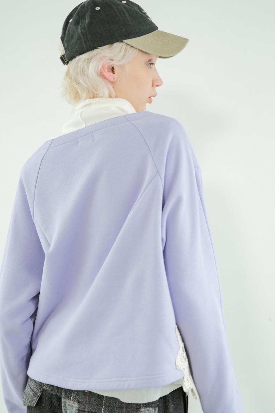 Motif Lace Pullover