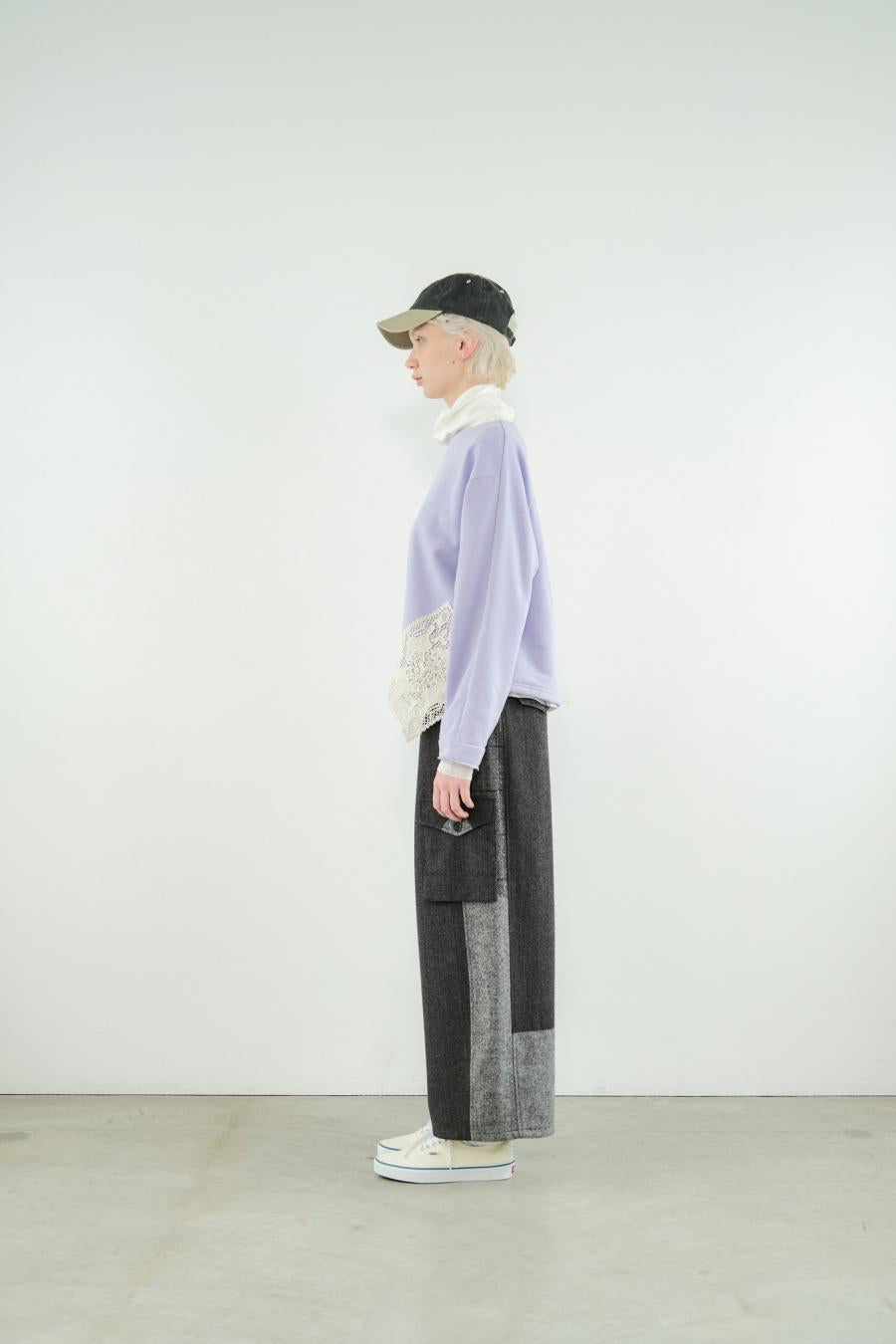 Motif Lace Pullover