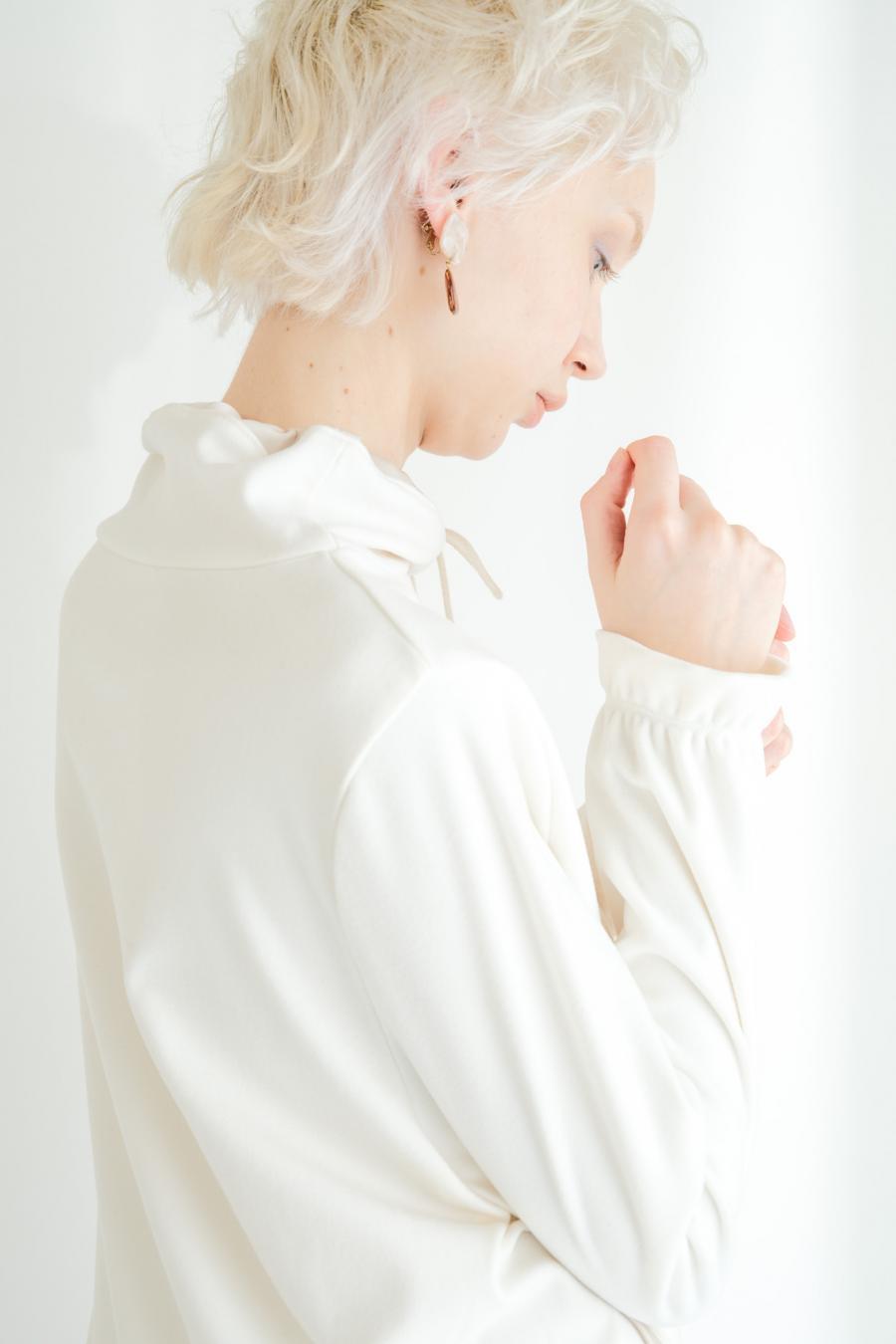 Drawstring Neck Round Hem Pullover