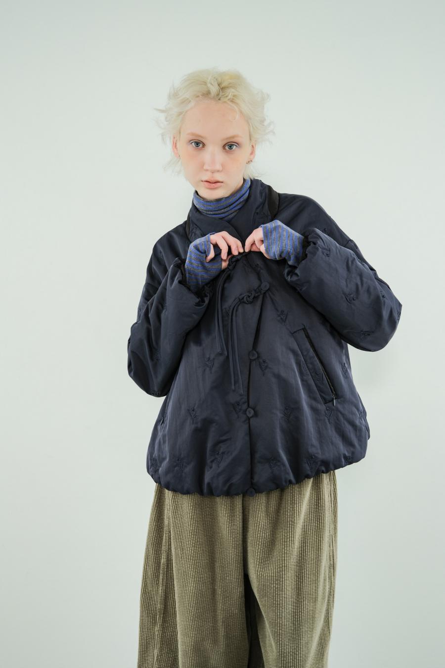 Tube Knot Embroidered Reversible Jacket