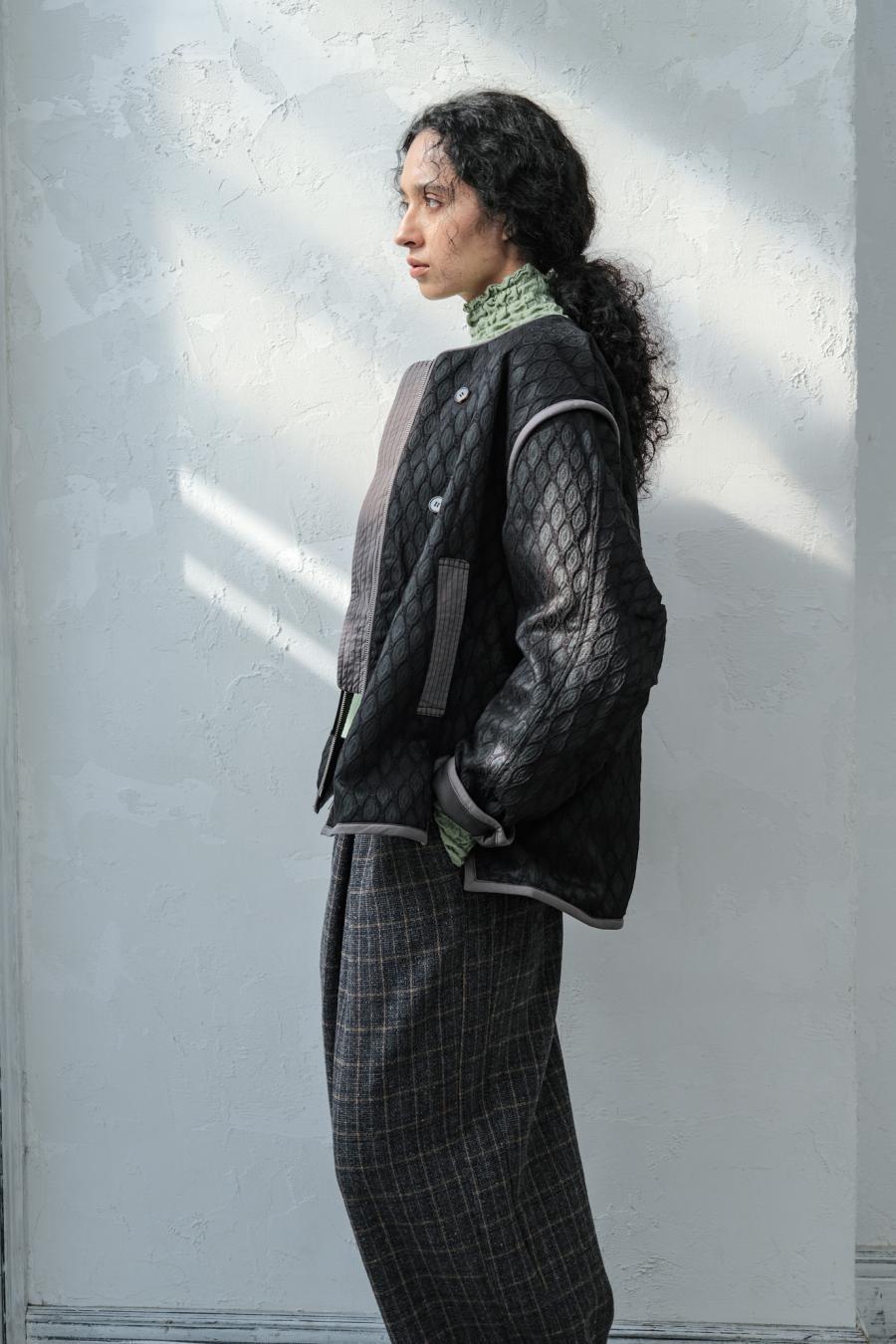 Damask Jacquard Half Jacket