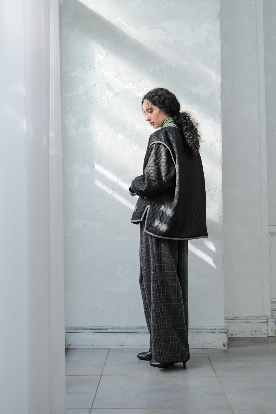 Damask Jacquard Half Jacket