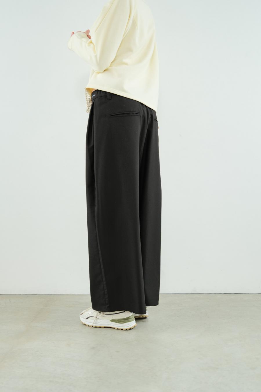 Double-Tuck Trousers